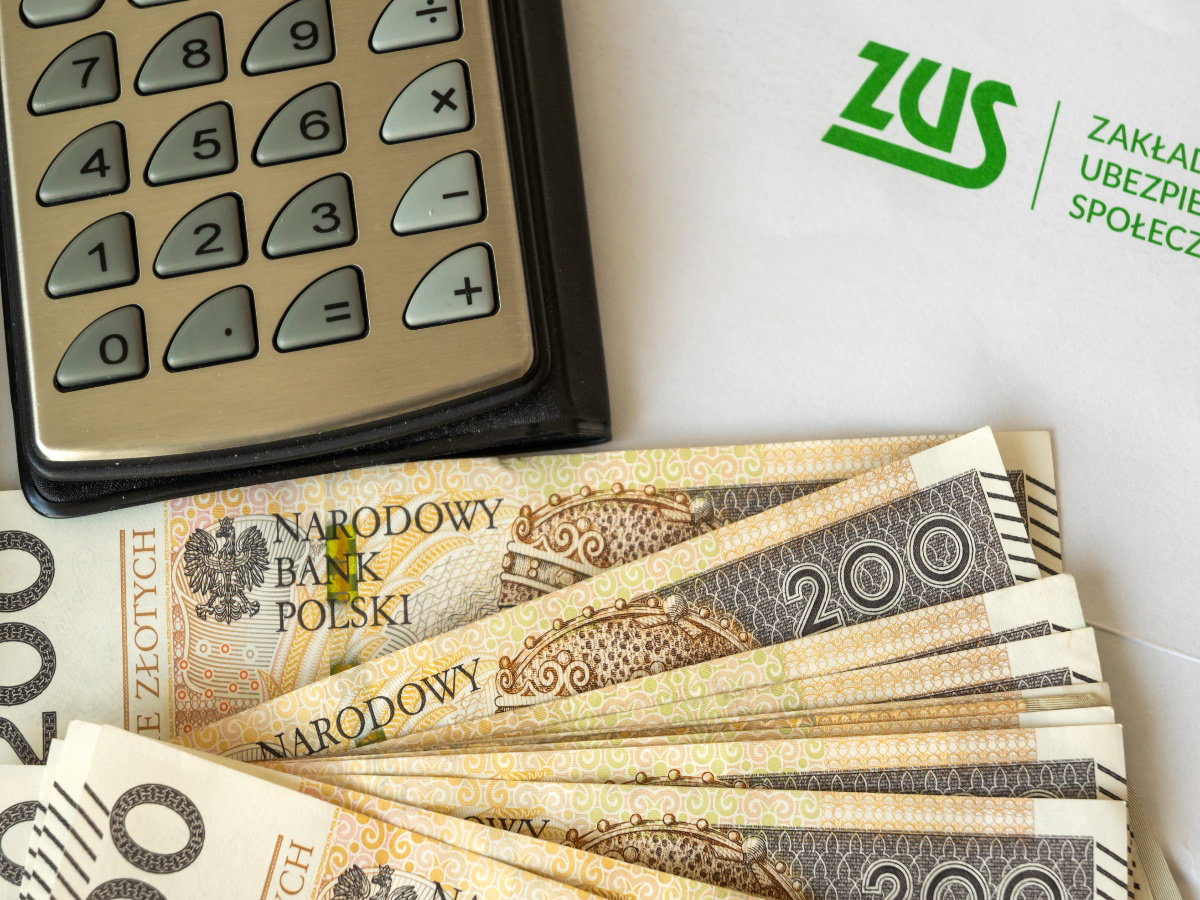 Jak wysoką emeryturę dostaniesz? ZUS już policzył, możesz to łatwo sprawdzić