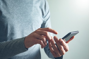 Jak przyśpieszyć pracę smartfona? Wypróbuj te 5 prostych trików