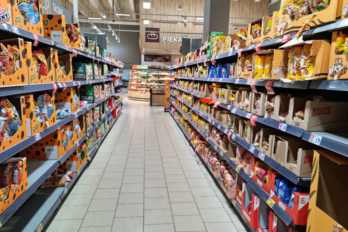 Tych sklepów jest coraz mniej. Padają jeden po drugim w zastraszającym tempie
