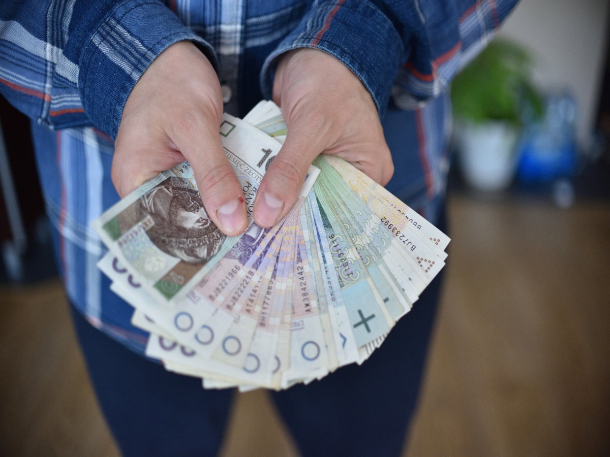 Kiedy renta wdowia? Padł możliwy termin, kiedy świadczenie wejdzie w życie