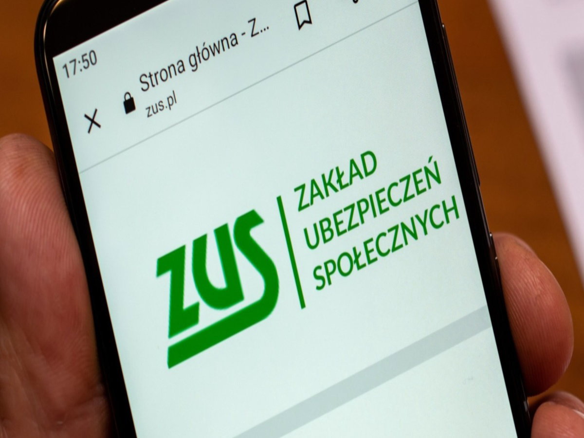 Wielkie zmiany dla użytkowników PUE ZUS. Pierwsze wchodzą już w sierpniu