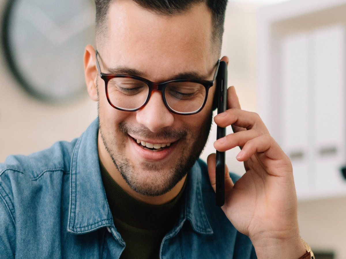 Mówisz tak, odbierając telefon? Może cię to wpędzić w kłopoty