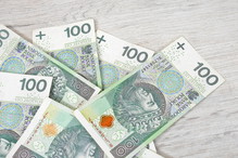 Nawet 2 tys. zł więcej do pensji. Taka umiejętność w CV jest na wagę złota