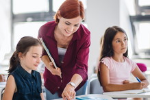 Al pojawi się w szkołach? Rząd planuje rewolucyjne zmiany w edukacji