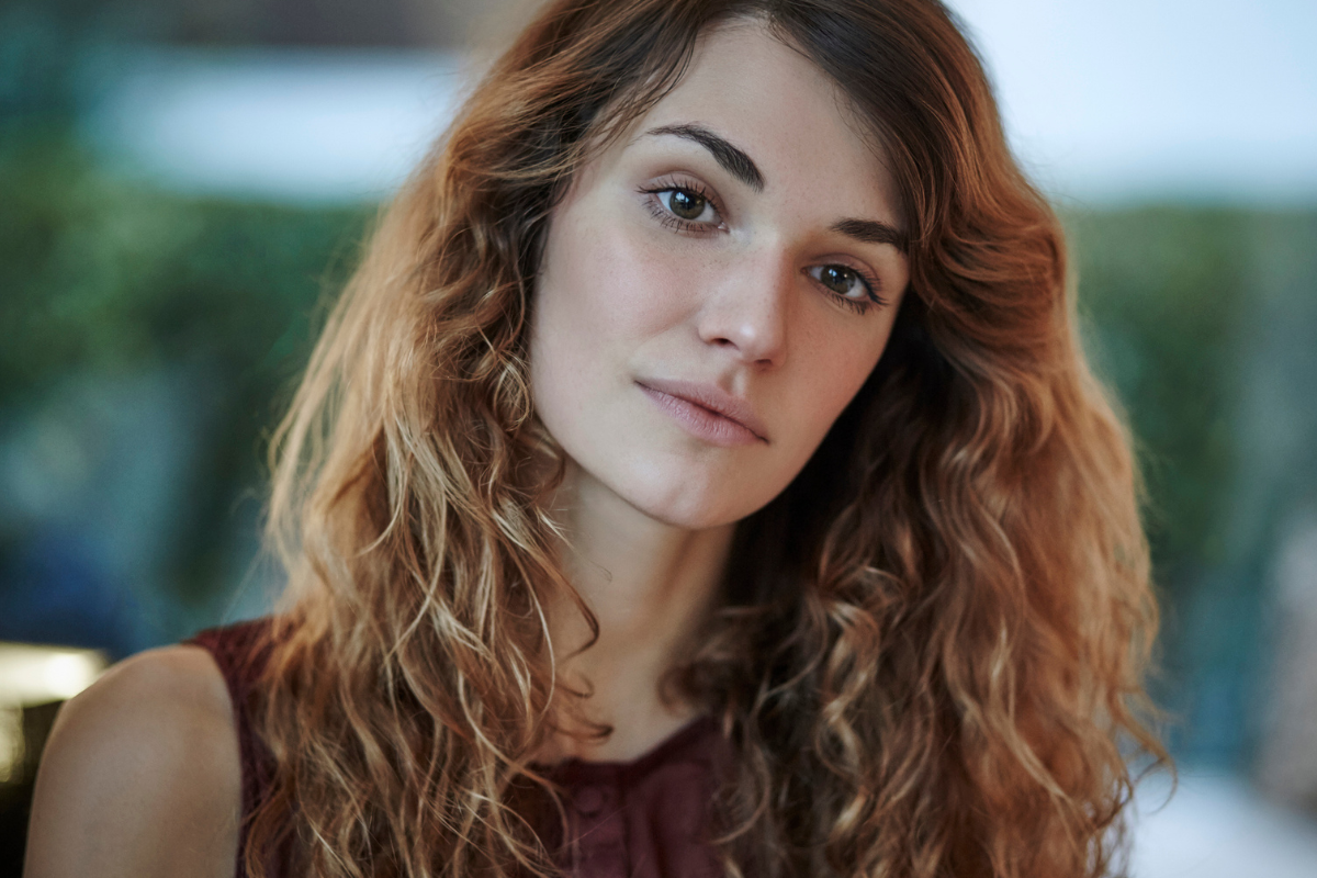 pewna siebie kobieta
