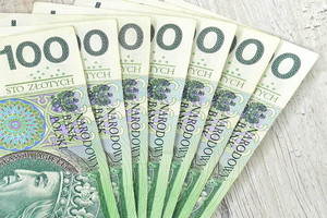 ZUS wypłaca ponad 600 zł bez względu na wiek. Wystarczy spełnić jeden warunek