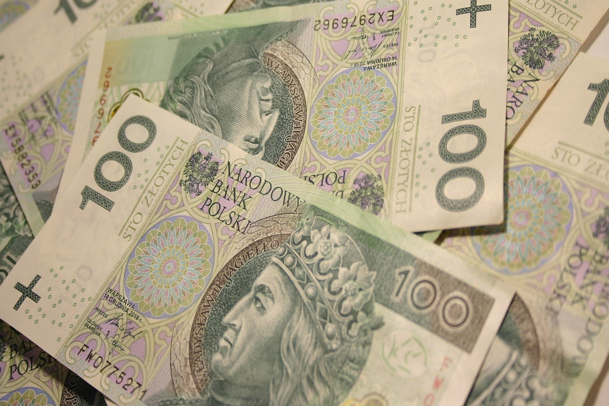 Rodzice mogą otrzymać rocznie nawet 1130 zł na cały rok szkolny. Jest jeden warunek