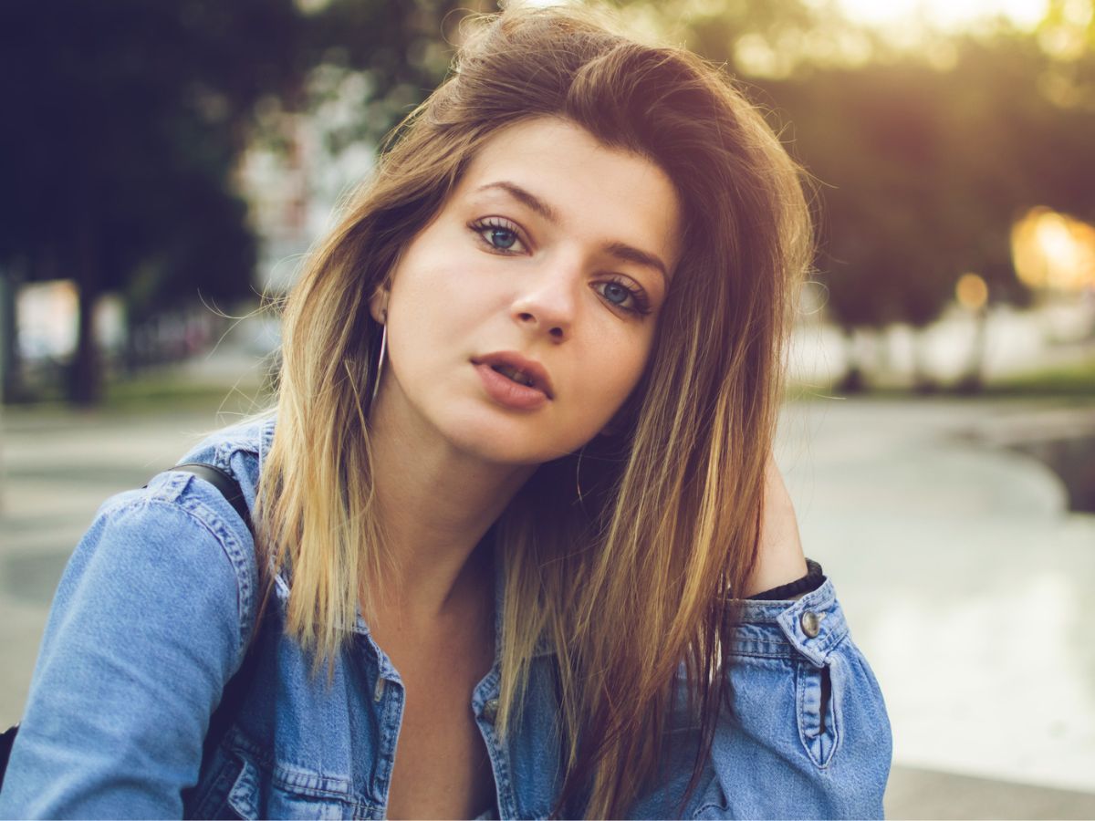 Młoda kobieta portret