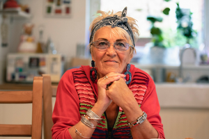 starsza kobieta