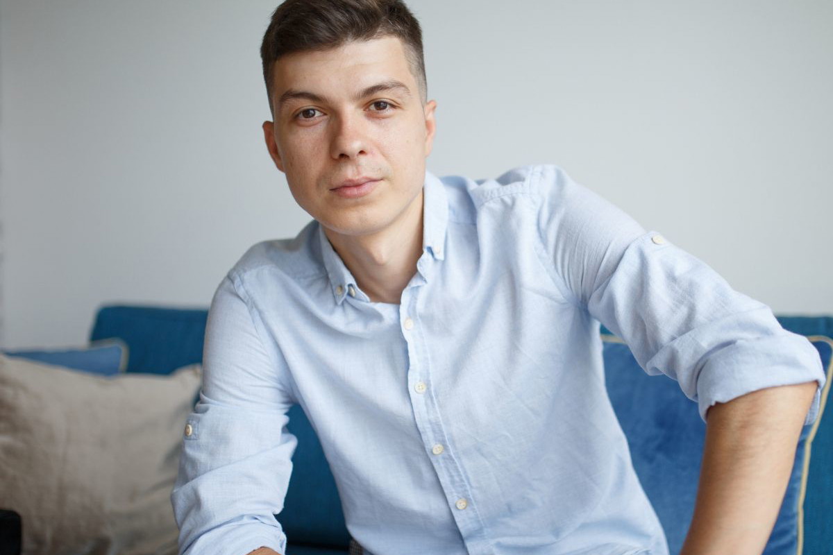 Mężczyzna pewny siebie