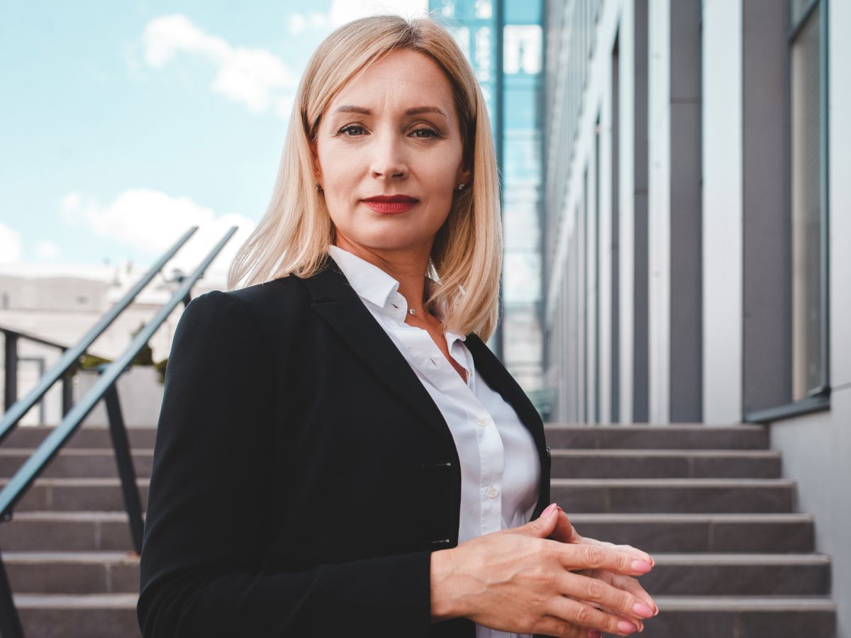Kobieta zimna bizneswoman
