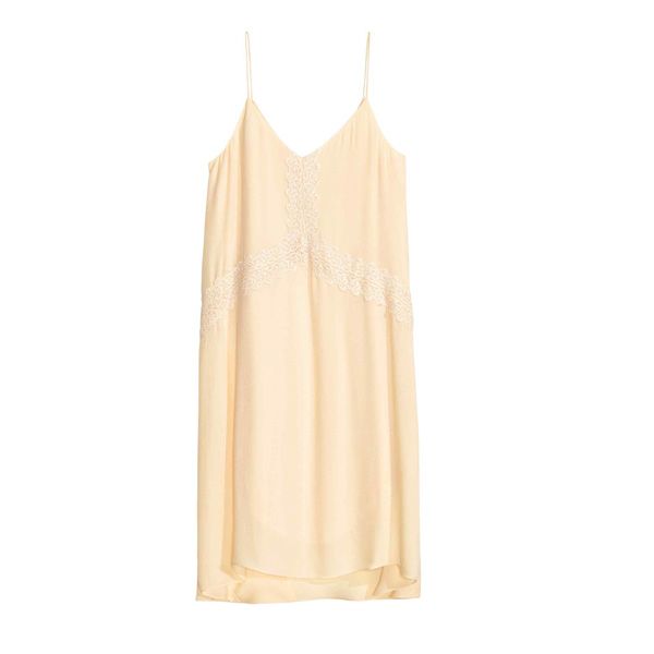 Koronkowa sukienka H&M, cena, ok. 139 zł