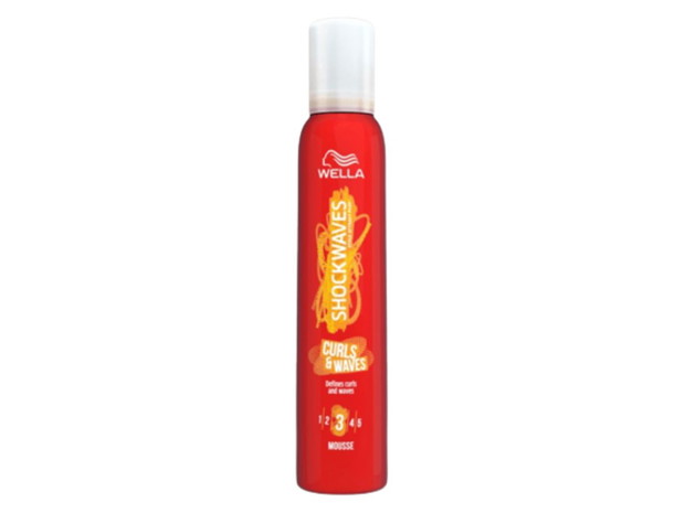 Pianka do włosów SHOCKWAVES CURL&WAVES 3, WELLA, cena: ok. 18 zł