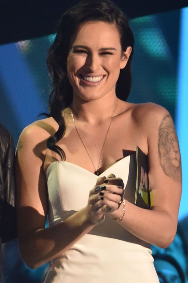Rumer Willis, córka Demi Moore na CMT Music Awards