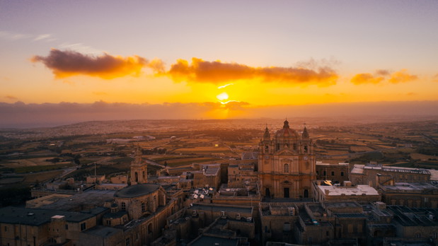 Aerial-view-of-Mdina-at-sunrise-41c8858