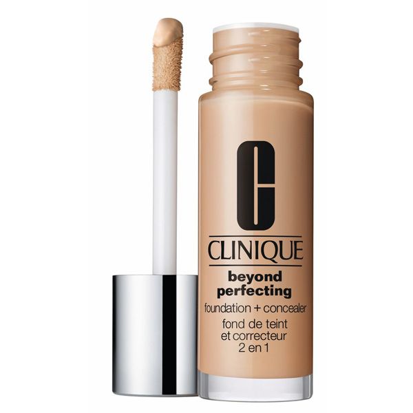 Kryjący podkład Beyond Perfecting Foundation Concealer Clinique, cena, ok. 159,90 zł