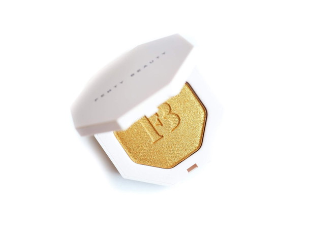 Rozświetlacz Killawatt Freestyle Highlighter Fenty Beauty by Rihanna, cena, ok. 145 zł