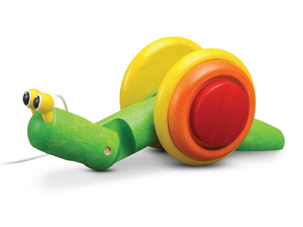 Drewniany ślimak na sznurku, Plan Toys, cena 89 zł