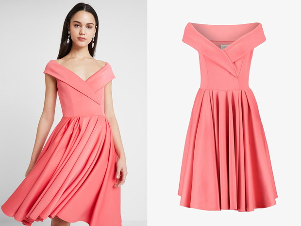 Sukienka z rozkloszowanym dołem, Club L London (zalando.pl), cena ok. 229,00 zł