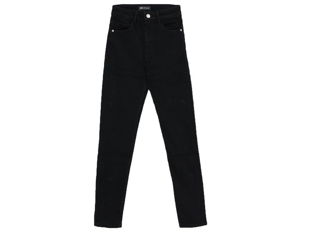 Czarne jeansy rurki z wysokim stanem, Zara, cena ok. 109,00 zł