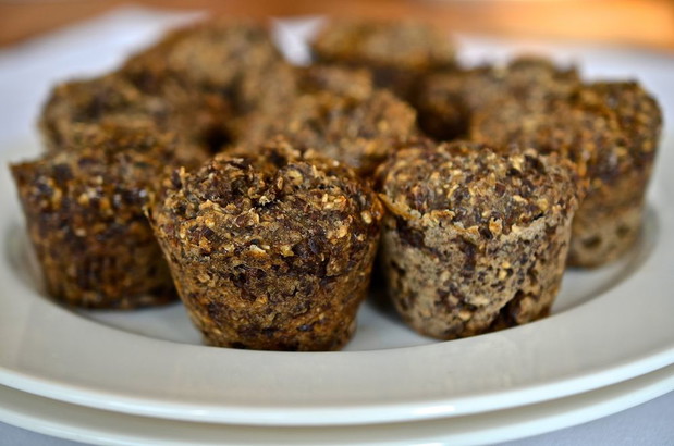 Zdrowe muffinki z nasionami szałwii