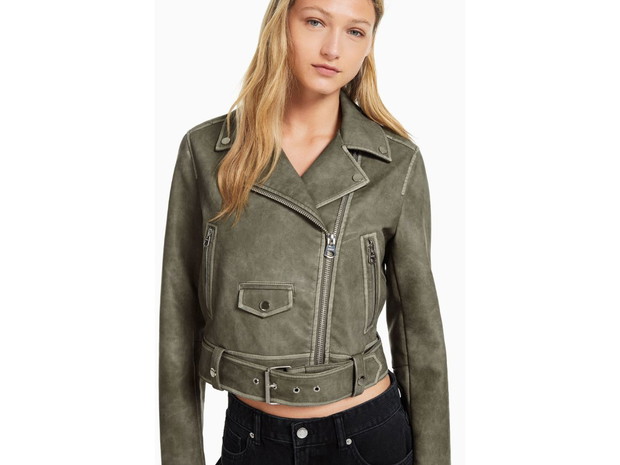 Ramoneska z efektem zużycia Bershka, cena: 99,90 zł