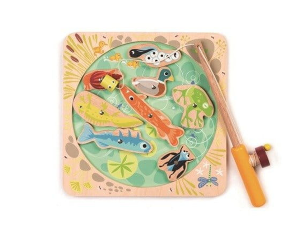 Drewniana gra zręcznościowa - łowienie w stawie, Tender Leaf Toys, cena 79 zł