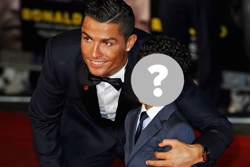 jak wygląda syn ronaldo, ronaldo z synem na premierze, zdjęcia syna ronaldo