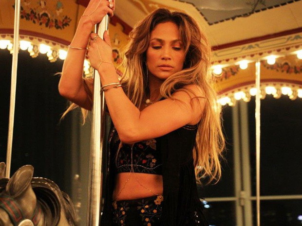 Jennifer Lopez na planie teledysku El Mismo Sol