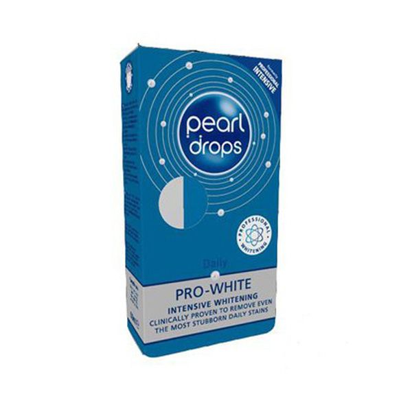 Wybielanie zębów w domu pastą Pro White Pearl Drops, cena ok. 17 zł (opakowanie 50 ml)