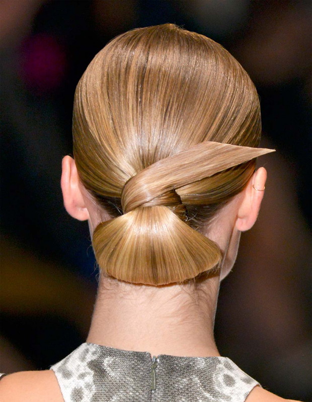 Fryzury ślubne 2013: Gucci