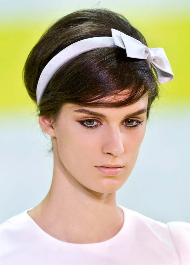 Fryzury ślubne 2013: Louis Vuitton