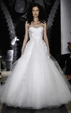Suknie ślubne Reem Acra wiosna 2014