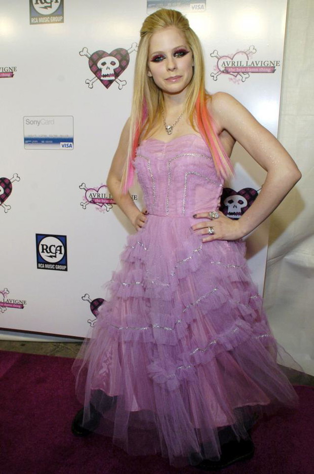 ONS272914Avril-Lavigne-04-94c6d8e