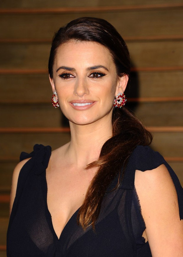 Penelope Cruz - Ciemna Zima