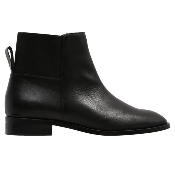 Botki na płaskiej podeszwie Zign, cena, ok. 389 zł / Zalando