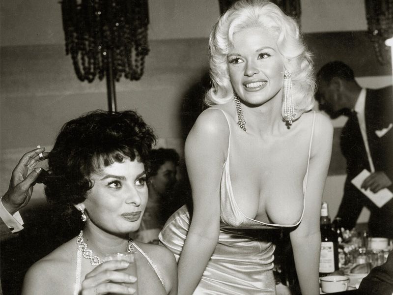 Jayne Mansfield i Sophia Loren w 1957 roku