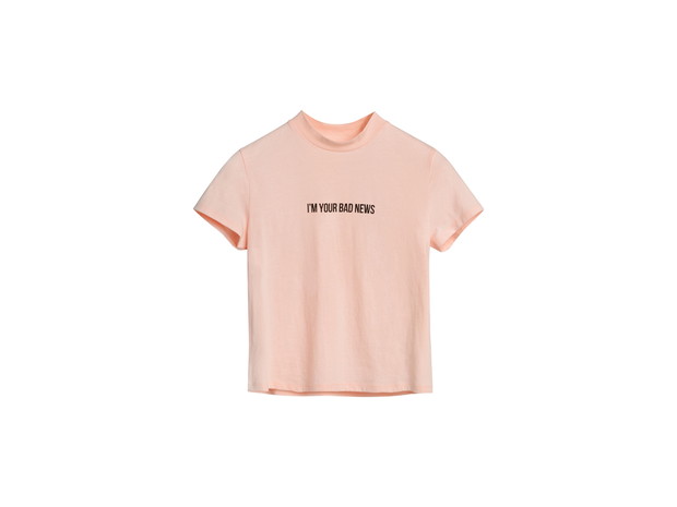 T-shirt z małym dekoltem Cropp, cena ok. 19,99 zł