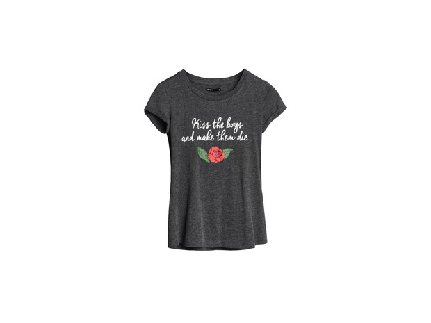T-shirt z napisem Cropp, cena ok.19,99 zł