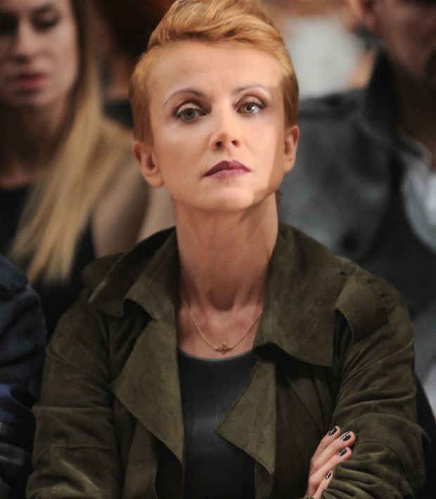 Katarzyna Zielińska na pokazie Łukasza Jemioła w bardzo niekorzystnej sukience