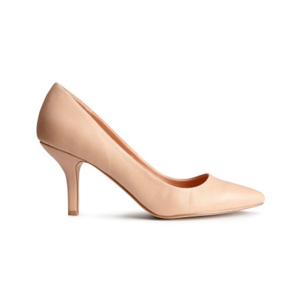 Buty na niewysokim obcasie H&M, cena ok. 79 zł