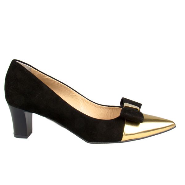 Buty na niewysokim obcasie Solo Femme, cena ok. 308 zł