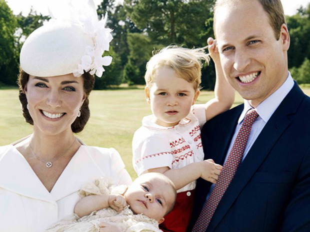 Oficjalne zdjęcia z chrztu księżniczki Charlotte Elizabeth