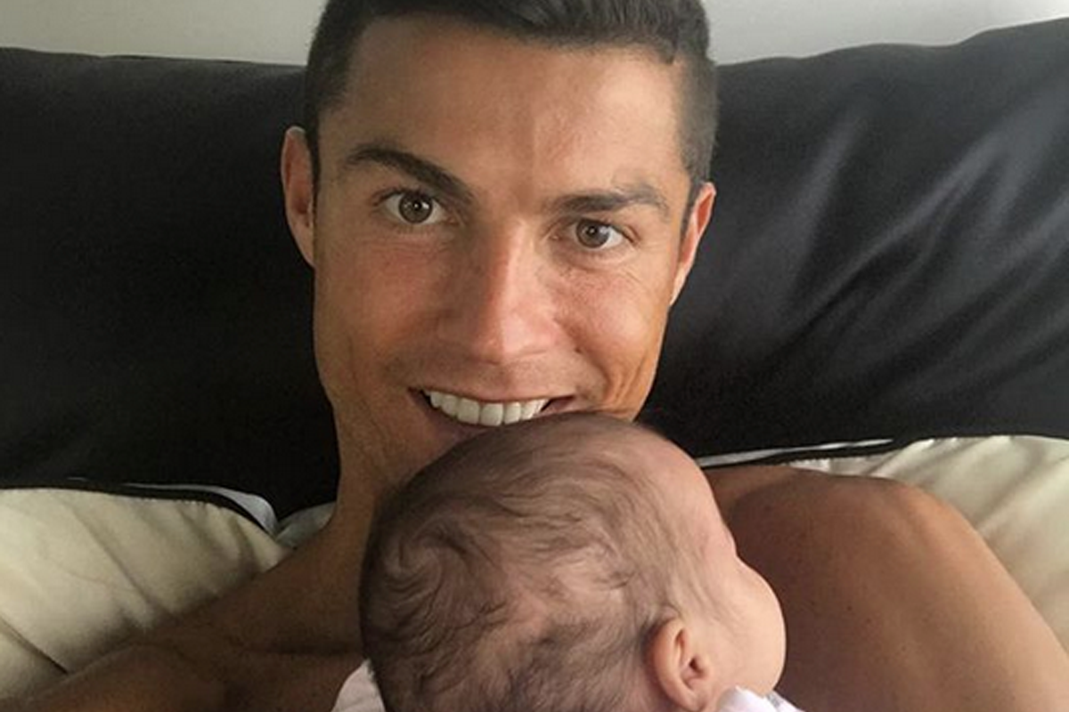 Cristiano Ronaldo spełnia się jako ojciec