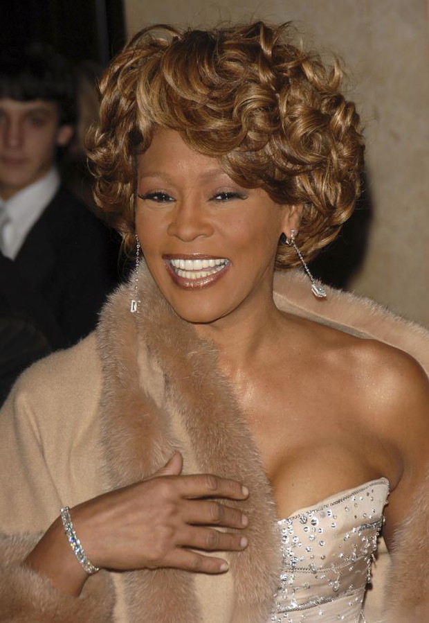 ALLONS274687Whitney-Houston-01-24f9da1