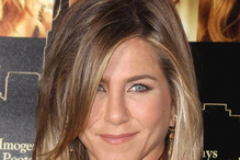 Jennifer Aniston pierwszy raz z obrączką na palcu