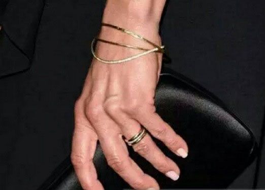Jennifer Aniston pierwszy raz z obrączką na palcu
