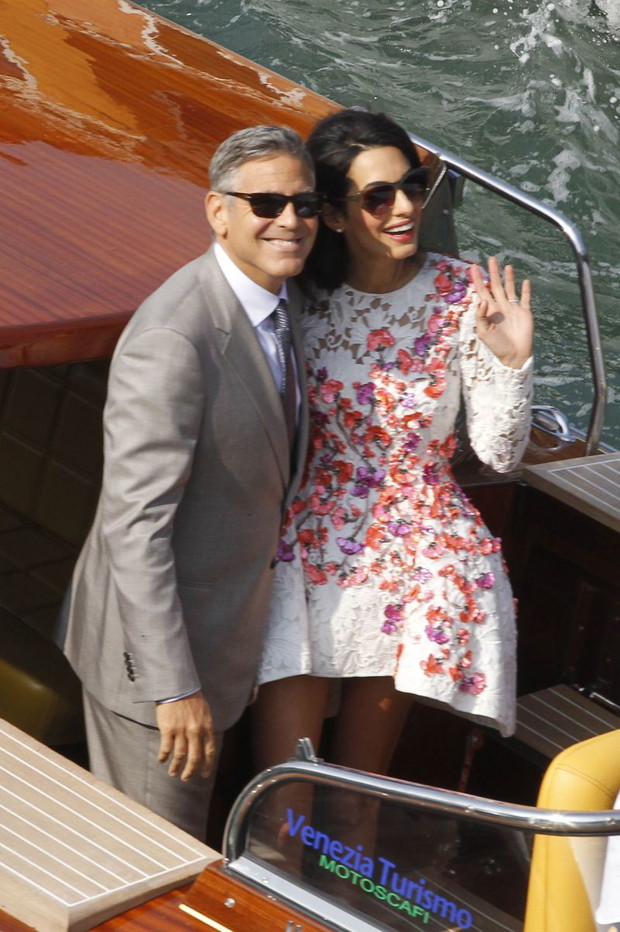 Amal Alamuddin i George Clooney na własnym ślubie