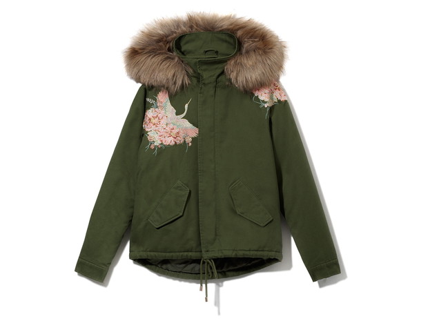 Krótka parka Reserved, cena, ok. 299,99 zł