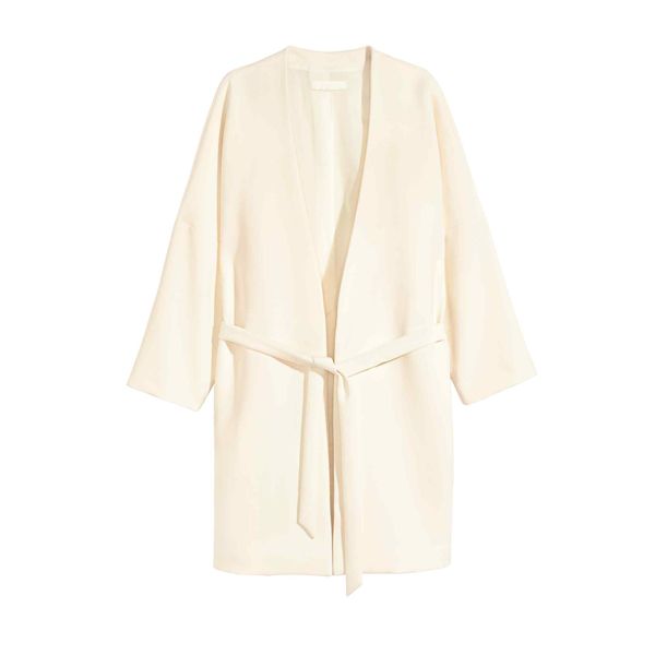 Biały płaszcz H&M, cena, ok. 149,90 zł